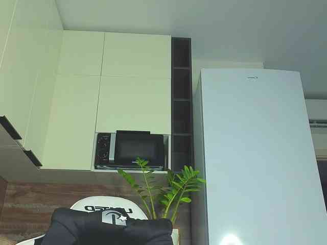 lili-roze's chat room