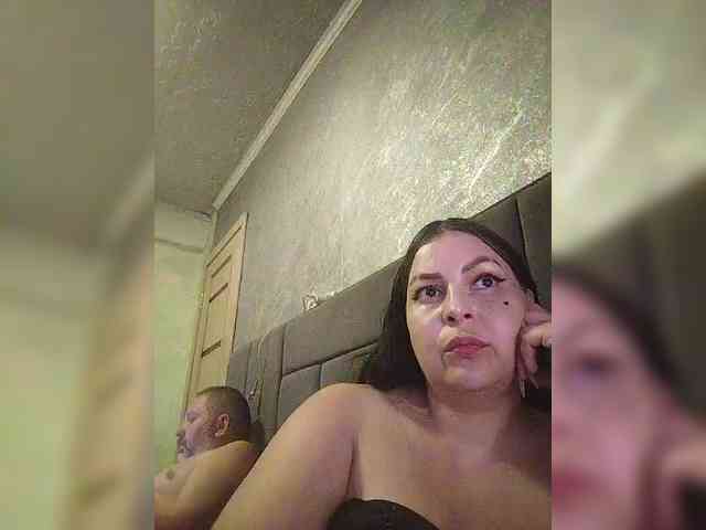 Cleopatra1990's chat room
