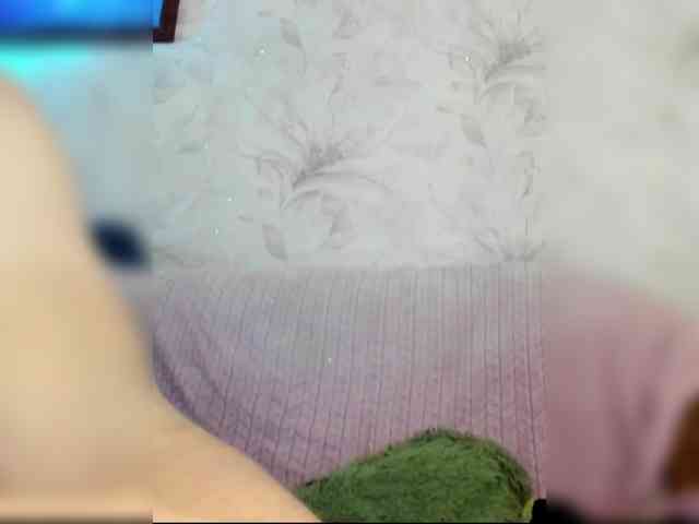 VIP17CoupleDream's chat room