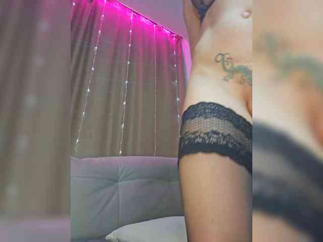 EditaMilf's chat room