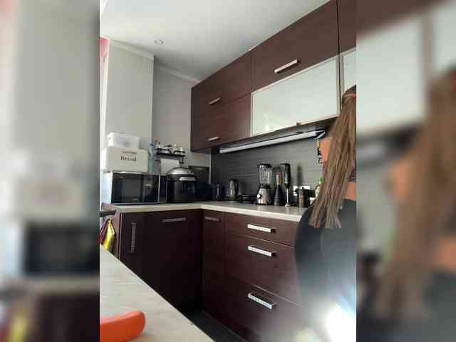 WILD-ANGEL777's chat room