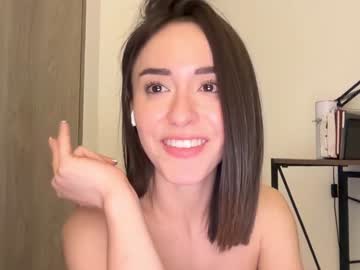emyii's chat room