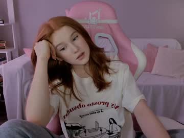 leahsthetics's chat room