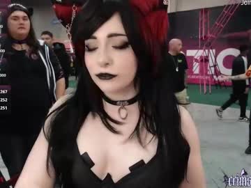 crimsonkitten's chat room