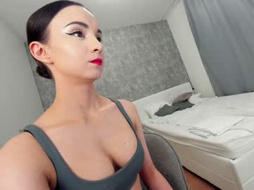 ehotlovea's chat room