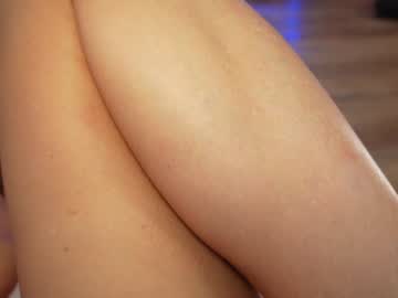 eva_fashionista's chat room
