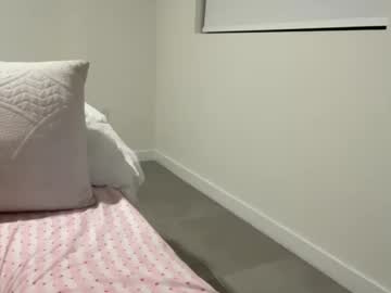 sweetgirl4everr2's chat room