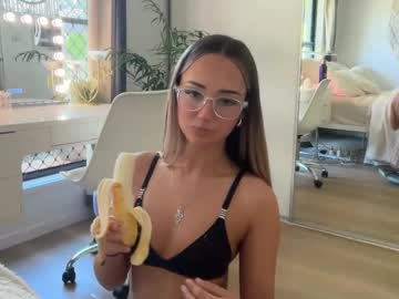 luvlivvyy's chat room