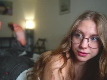 hotchillylovers's chat room