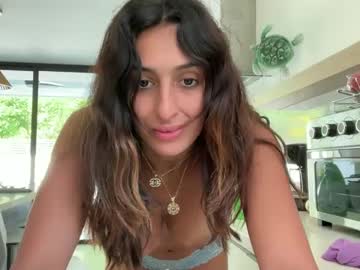 camiliakxoxo's chat room