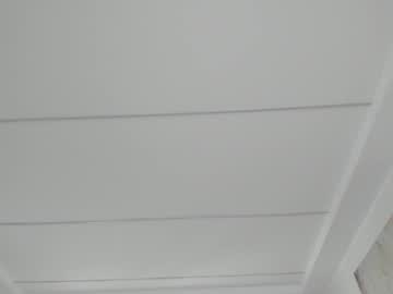 tiffanyhouston_'s chat room