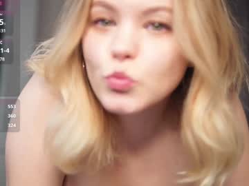 dianaholiday's chat room