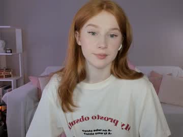 leahsthetics's chat room