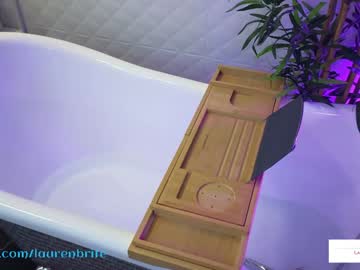 laurenbrite's chat room