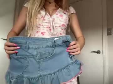 kittengirlxo's chat room