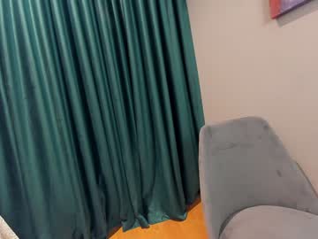 ehotlovea's chat room