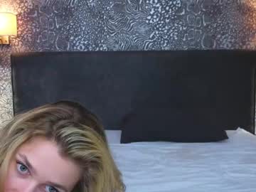 simona_06's chat room