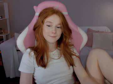 leahsthetics's chat room
