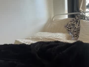 luvlivvyy's chat room
