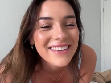 parisbabyxox's chat room