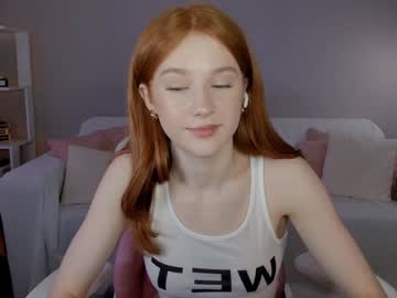 leahsthetics's chat room