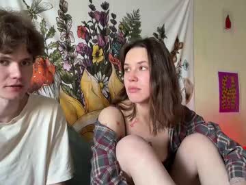di_n_alex's chat room