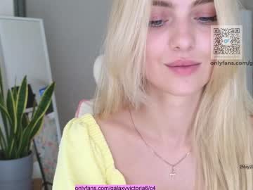 brilliantvictoria's chat room