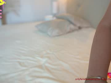 miss_juliaa's chat room
