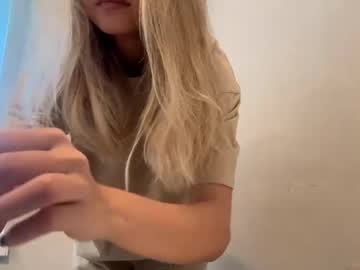 naughty_dreams_xo's chat room