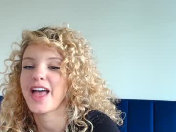 theislandgirl's chat room