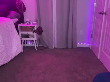 brielledaviss's chat room