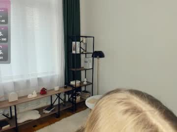 alicemelison's chat room