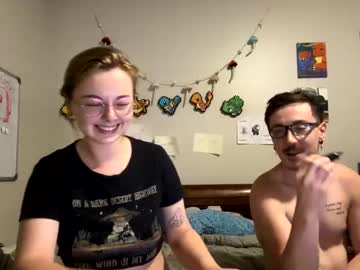 mamiclouds's chat room