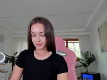 tiffanyhouston_'s chat room