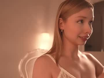 april_blush's chat room