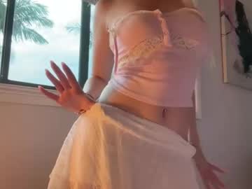 kittengirlxo's chat room