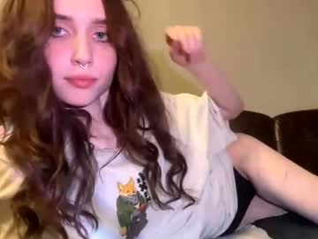 alluring_vibes_69's chat room