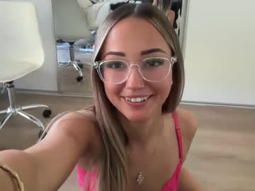 luvlivvyy's chat room