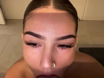 ava_delightt's chat room
