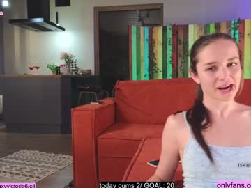 brilliantvictoria's chat room