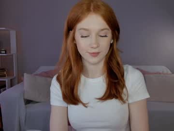 leahsthetics's chat room