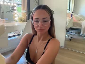 luvlivvyy's chat room