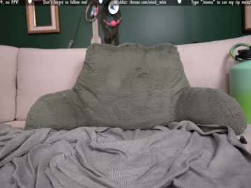 vivid_whit's chat room