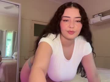 cuddlymoana's chat room
