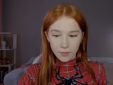leahsthetics's chat room