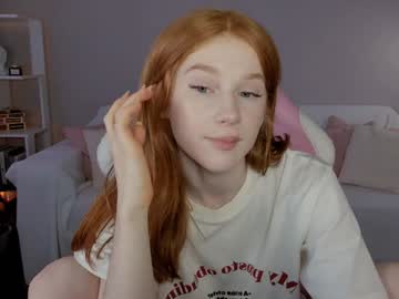 leahsthetics's chat room