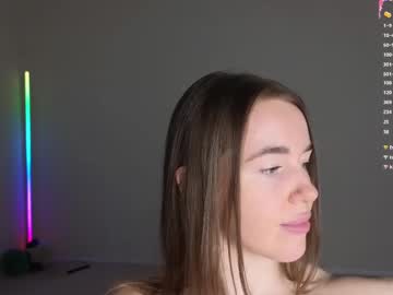 _tinatastic__'s chat room