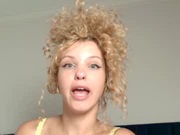 theislandgirl's chat room