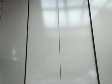 irisdollgirl's chat room