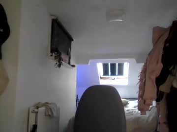 kylawashere's chat room